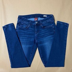 Junior’s Jegging Jeans - Arizona Jean Company